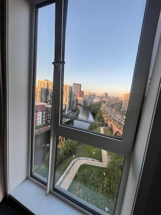 City Centre Penthouse Canal Views マンチェスター エクステリア 写真